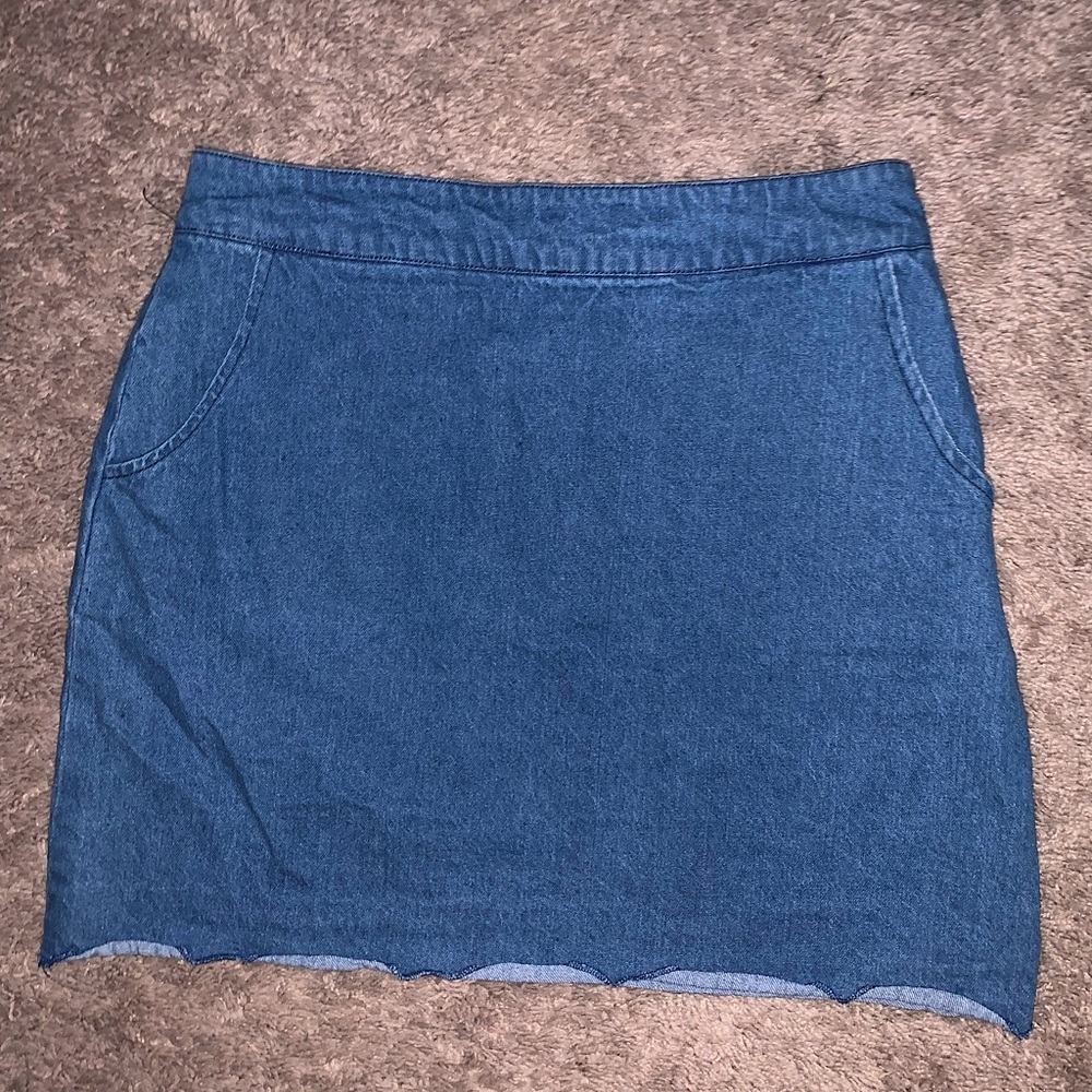Jean skirt with zipper